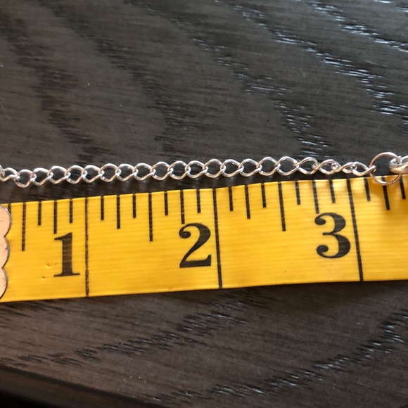 3/$32 Y2K Layered Olive Green Acrylic Beaded Silvertone Memory Wire Bib Necklace - Picture 9 of 9